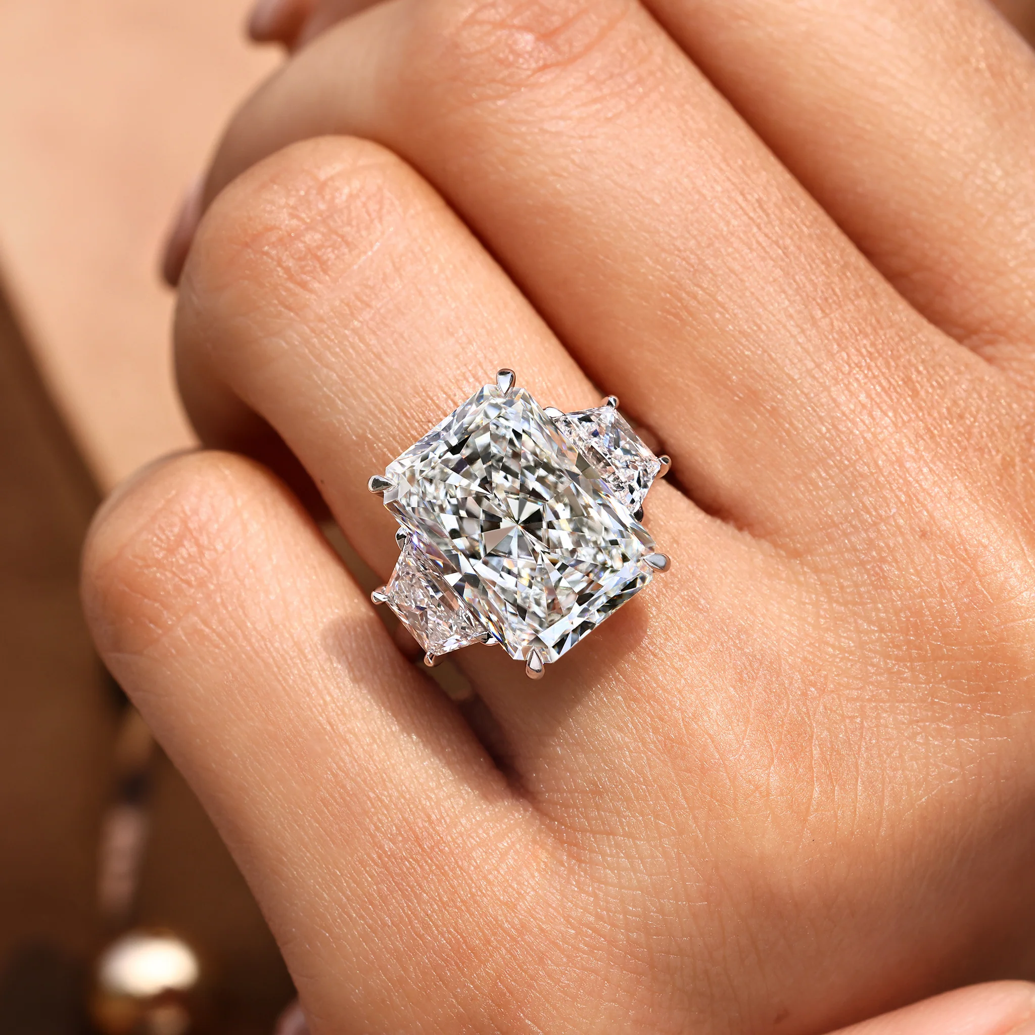 10 - 14 Carat Radiant Cut Diamond Ring with Trapezoid Side Stones - Image 6