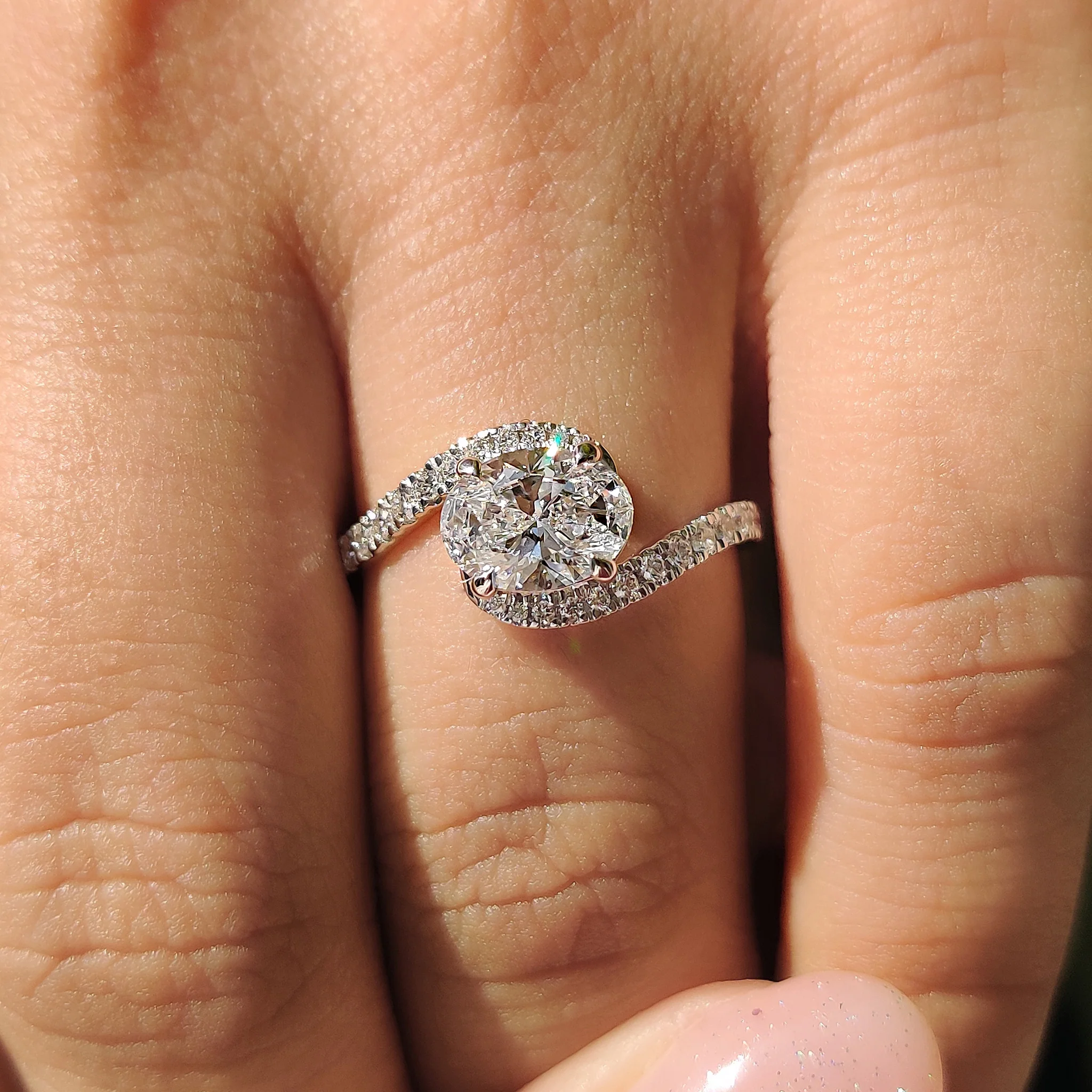Oval Diamond Bypass Setting Ring In Half Eternity Style