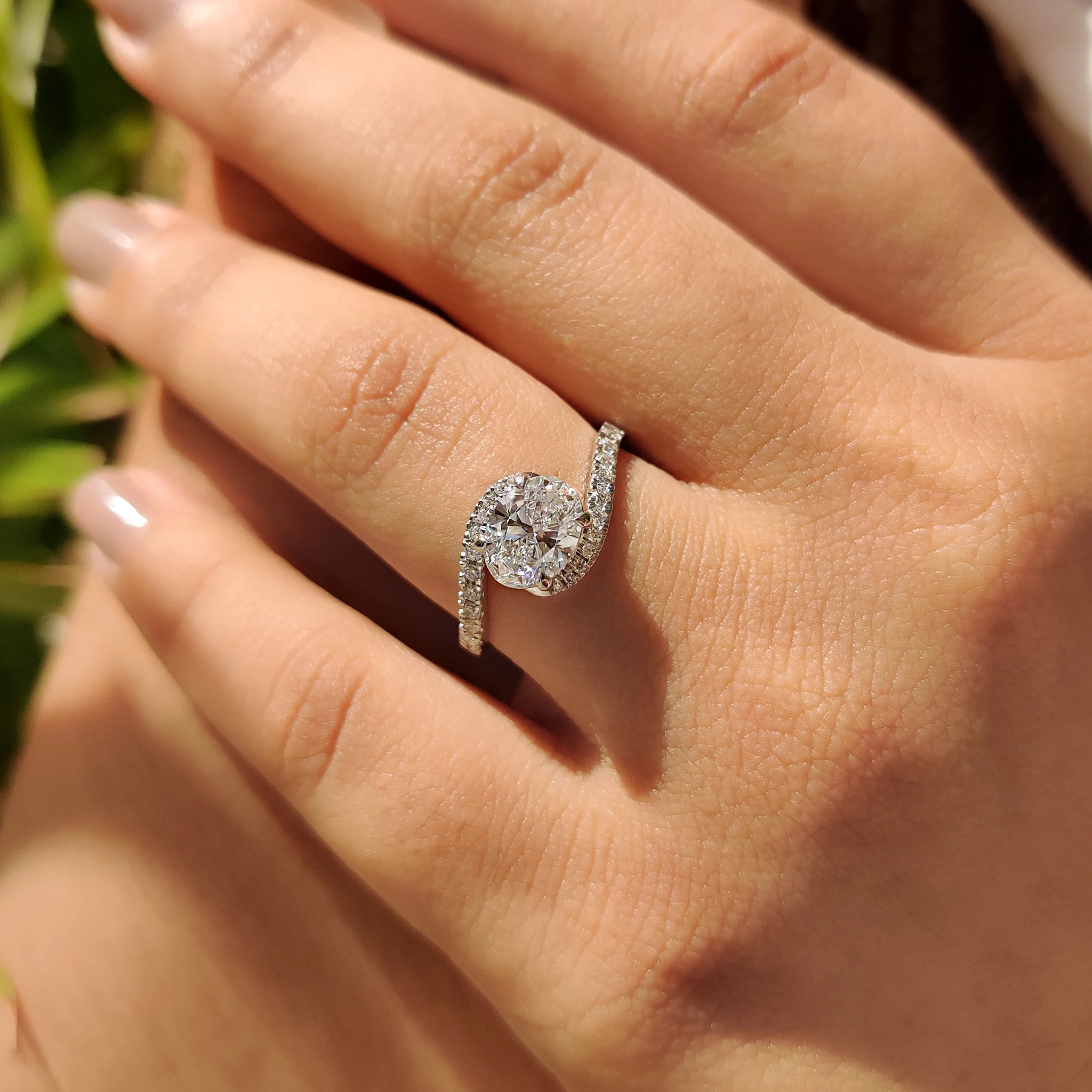 Oval Diamond Bypass Setting Ring In Half Eternity Style - Image 2