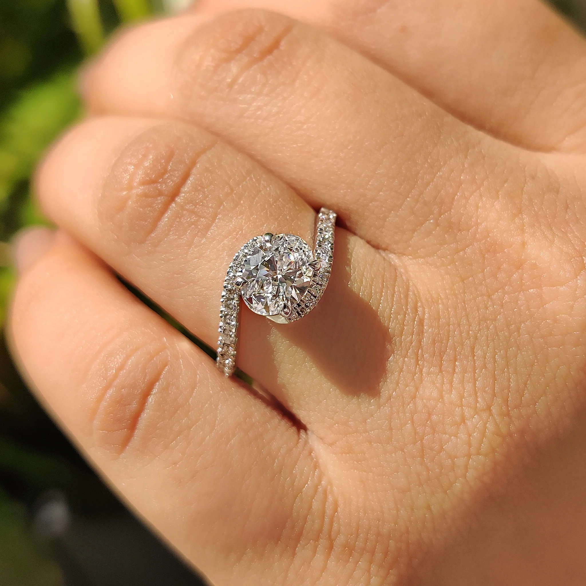 Oval Diamond Bypass Setting Ring In Half Eternity Style - Image 8