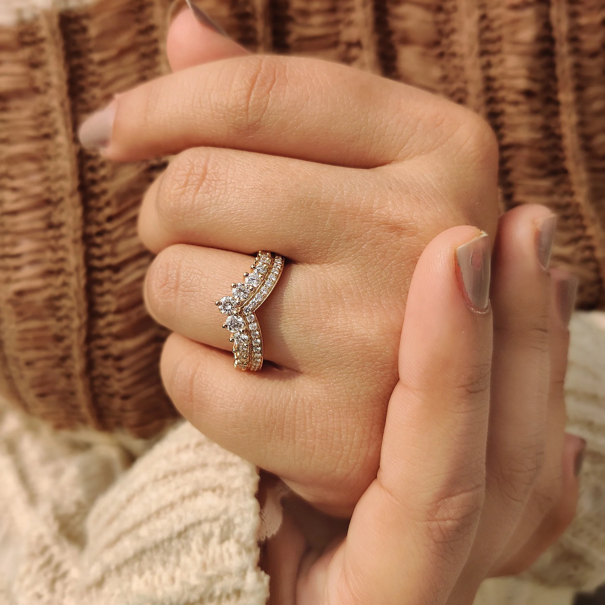 Chevron wedding band With Round Cut Pave Style - Image 4