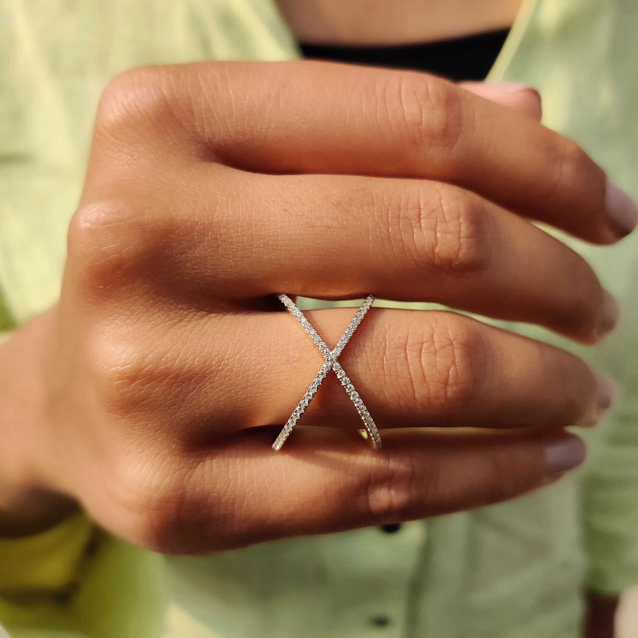 Round Stone Criss Cross Moissanite Band - Image 9