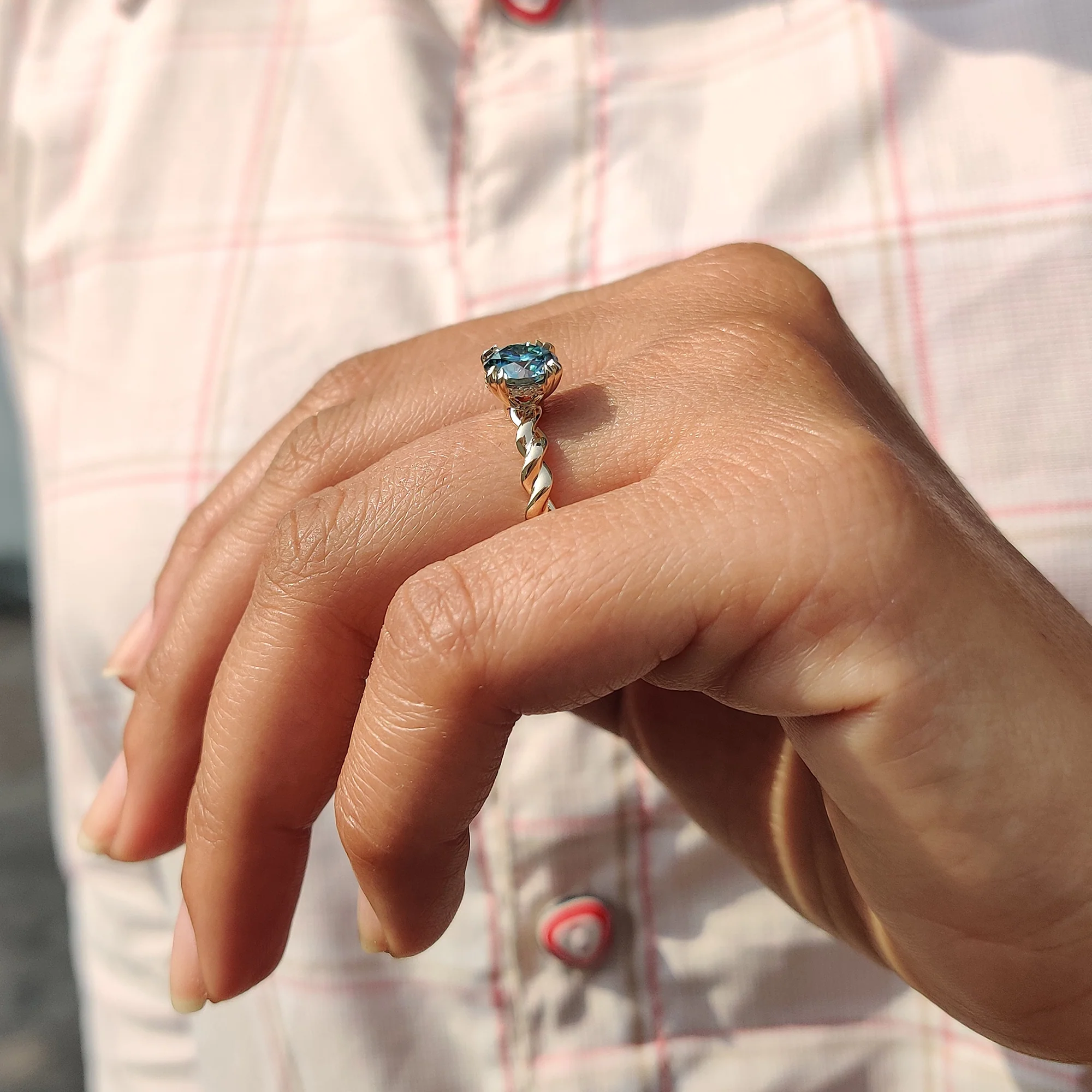 Cyan Blue Round Cut Hidden Halo Ring With Twisted Rope Band - Image 6