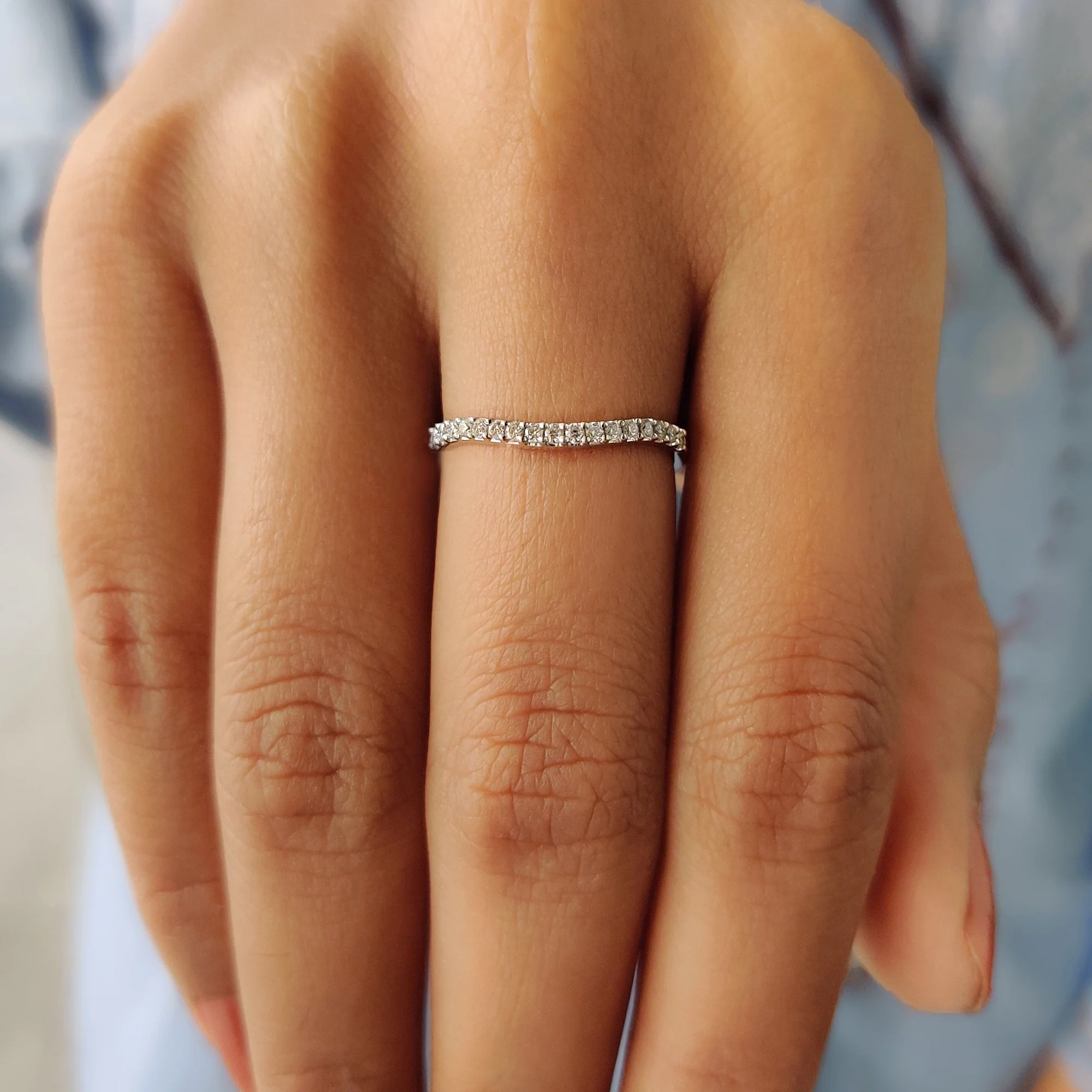 Danity Curvy White Gold Wedding Band - Image 6