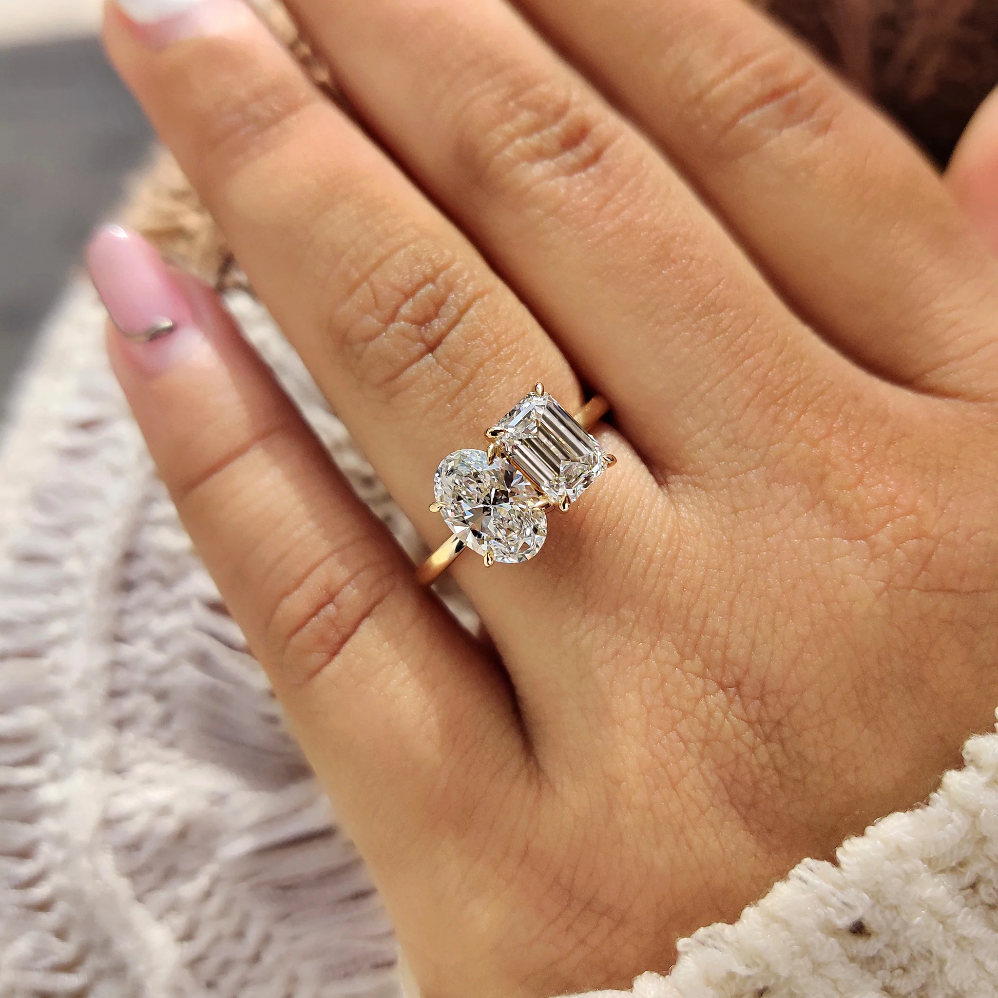 Emerald And Oval Cut Toi Et Moi Diamond Ring - Image 10