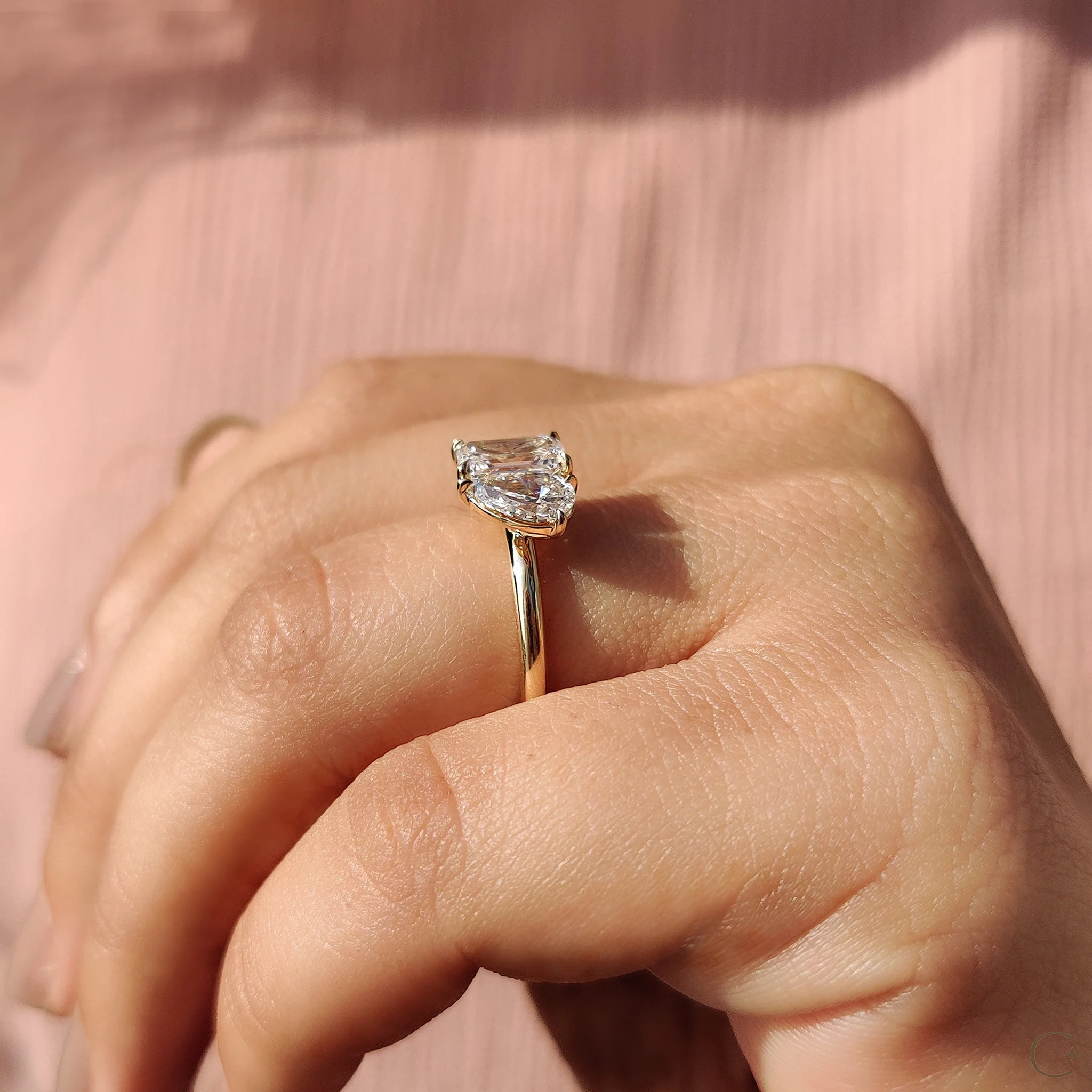 Emerald And Pear Engagement Ring In Toi Et Moi Style - Image 4