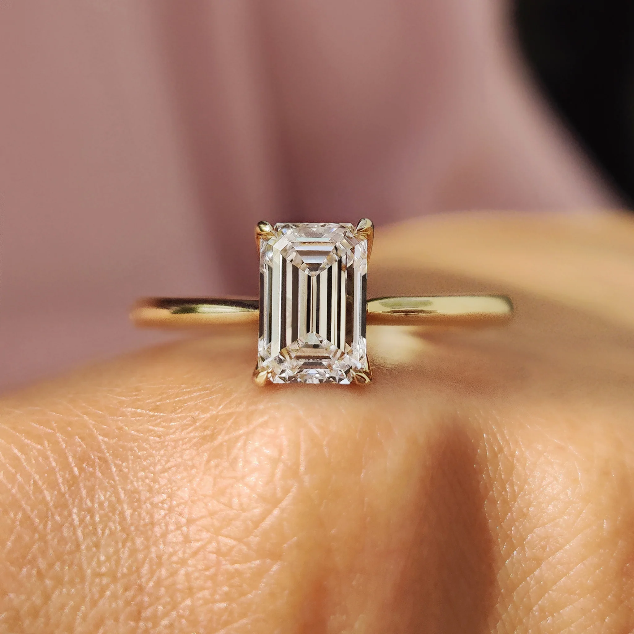 Emerald Diamond Ring In Solitaire Style - Image 9