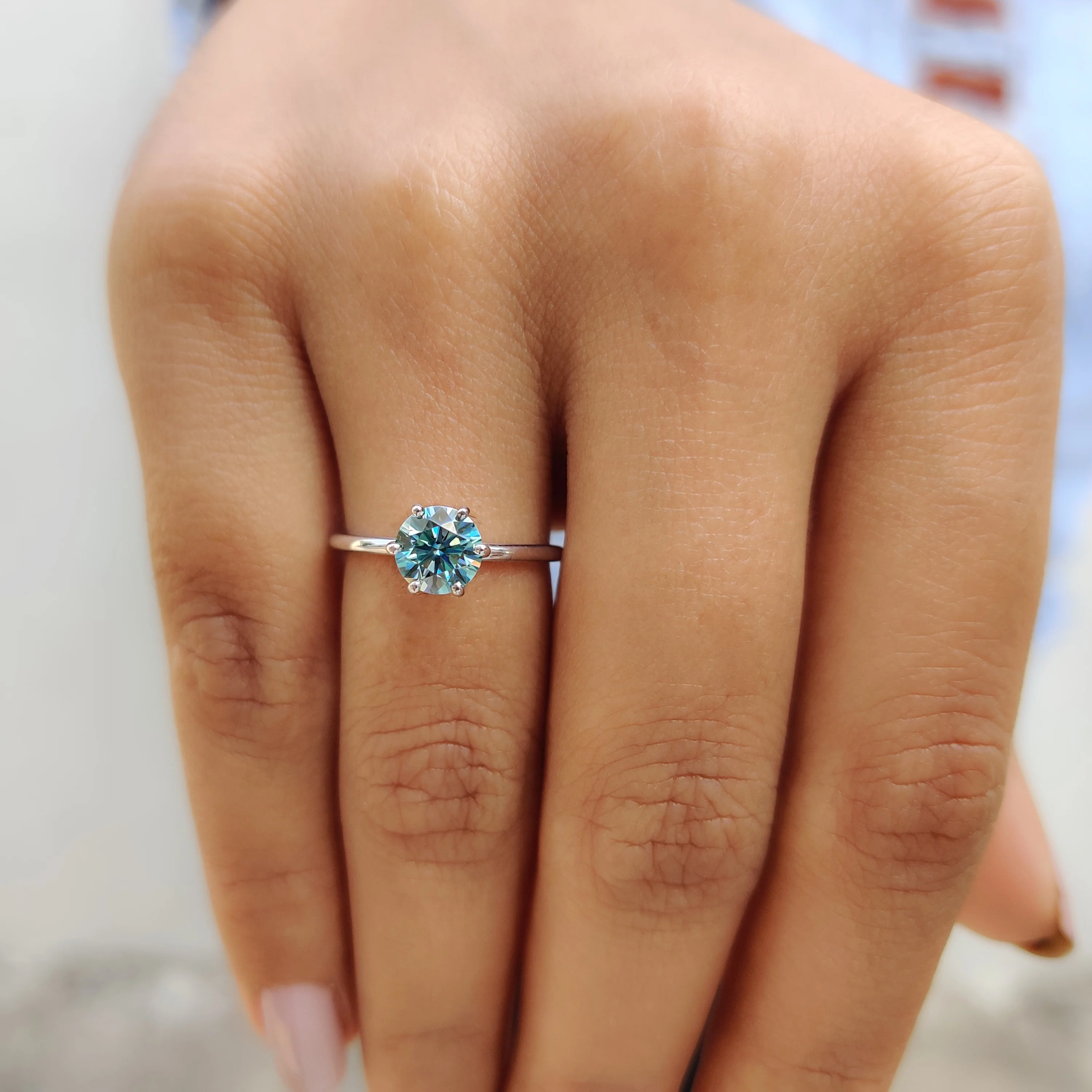 Green Stone Round Solitaire Engagement Ring - Image 5