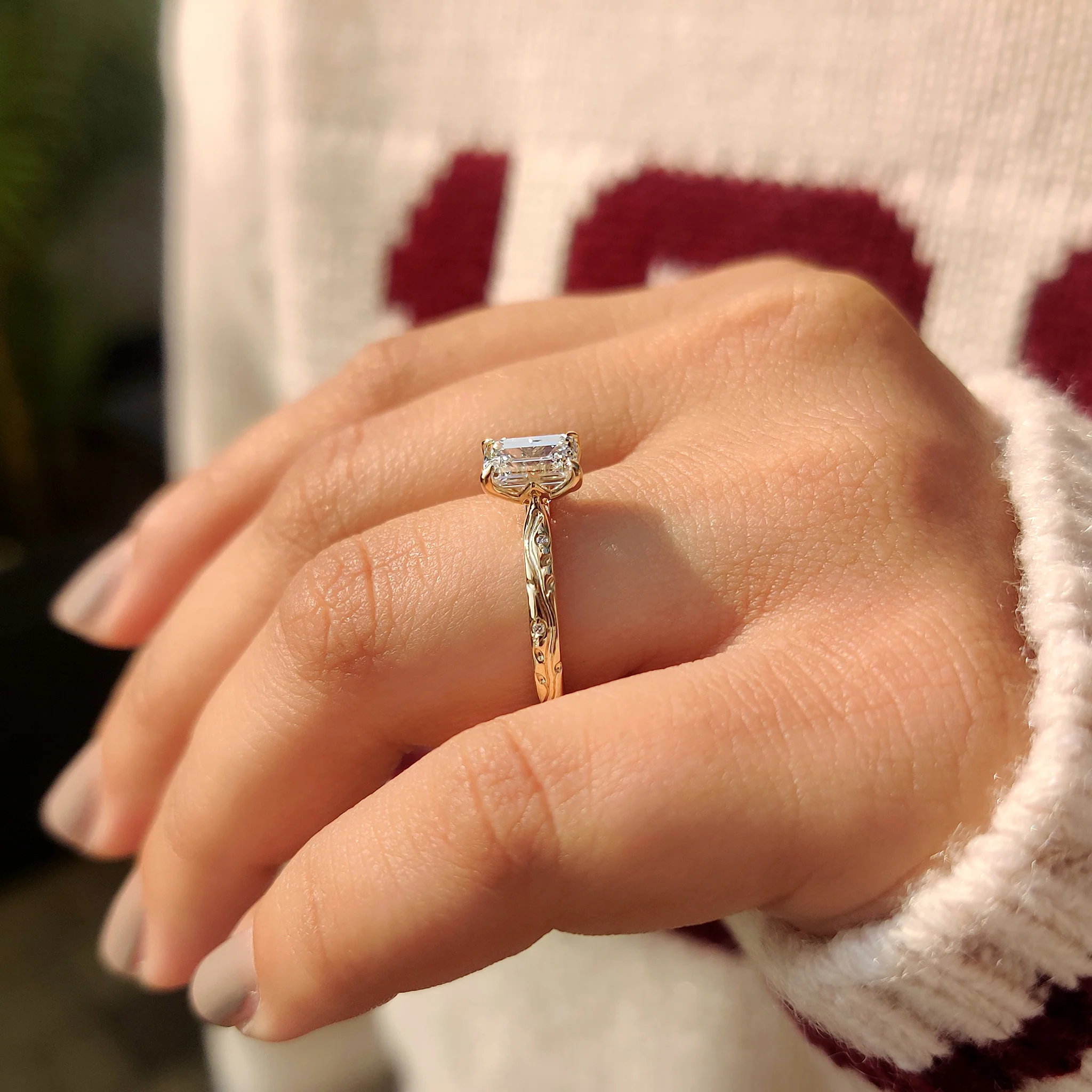 Hand Engraved Nature Inspired Emerald Diamond Ring - Image 4