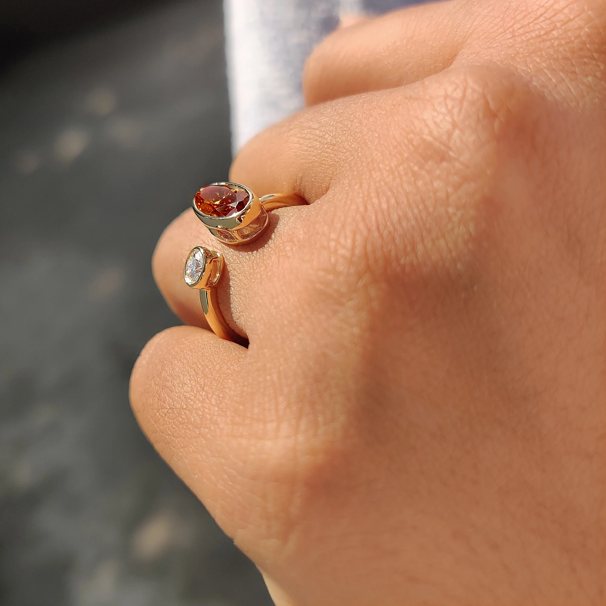 Moval And Round Cut Toi Et Moi Ring - Image 3