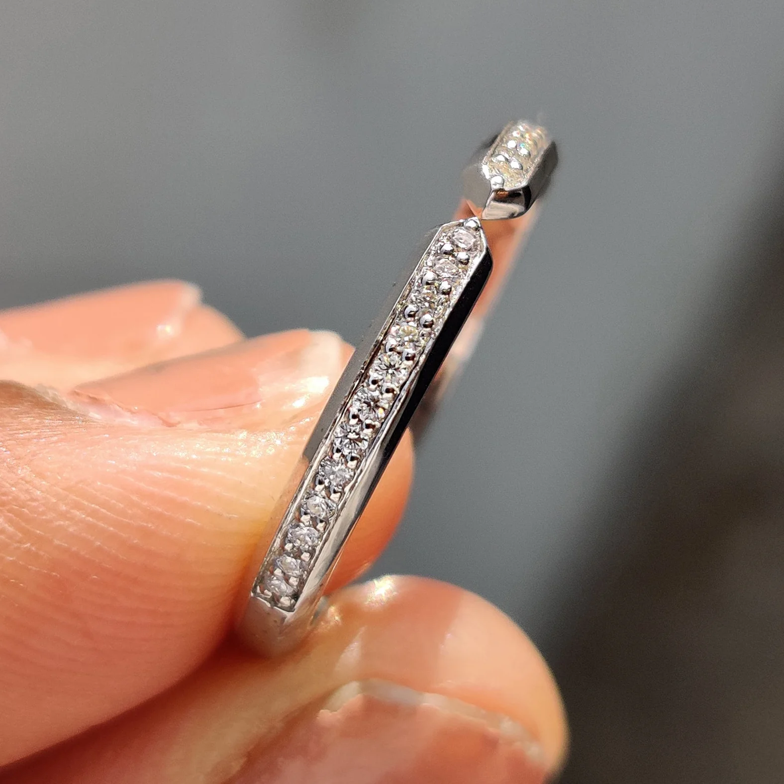 Open Gap Design In Unique Wedding Band Style
