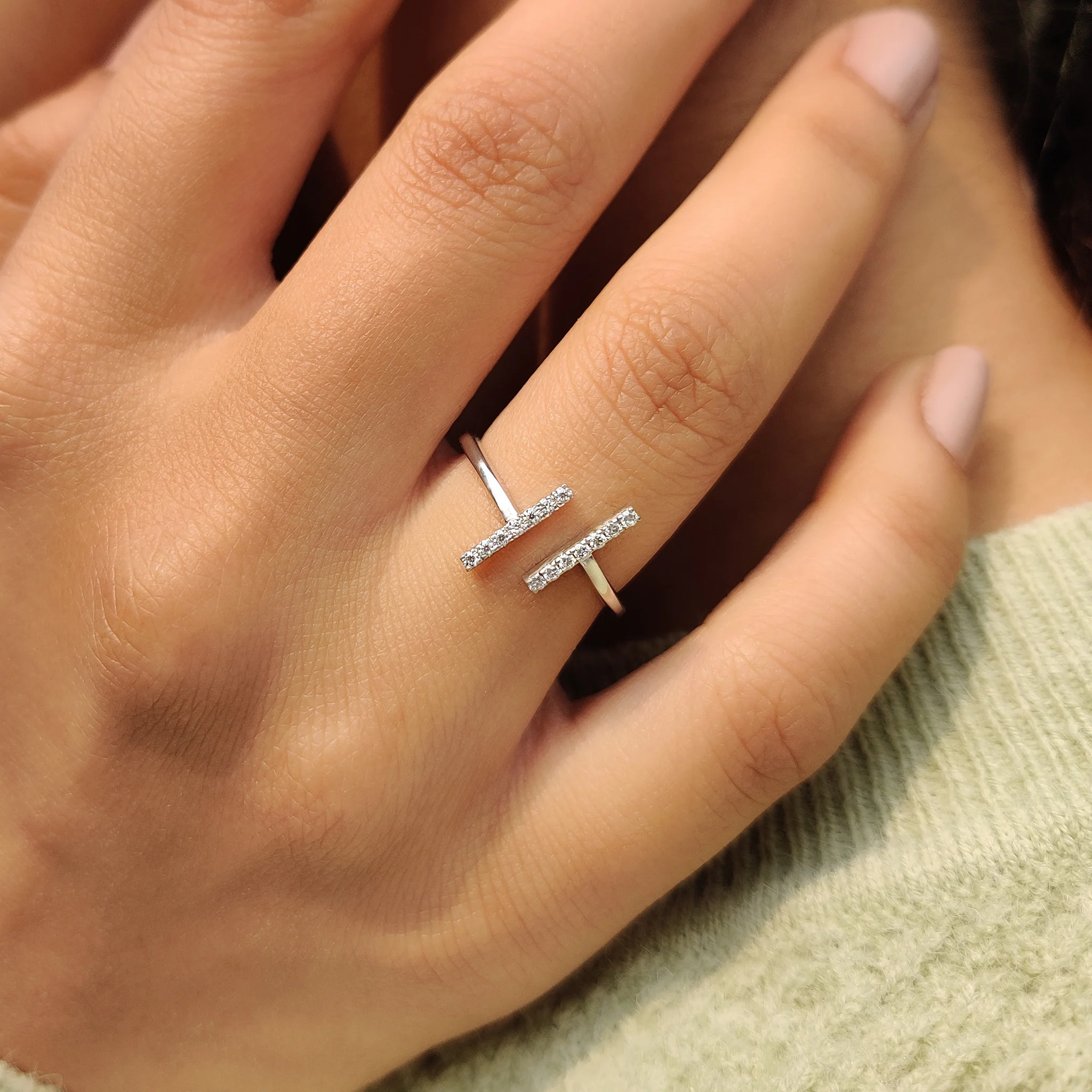Open Gap Round Cut Moissanite Ring - Image 6