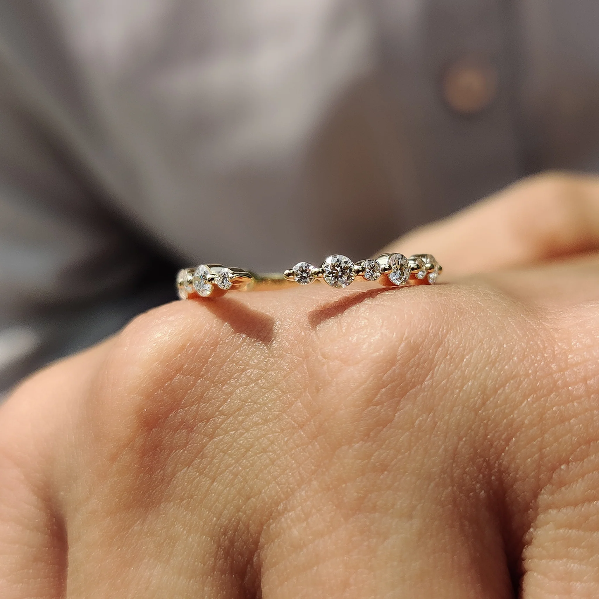 Round Diamond Open Gap Shared Prong Diamond Band - Image 8