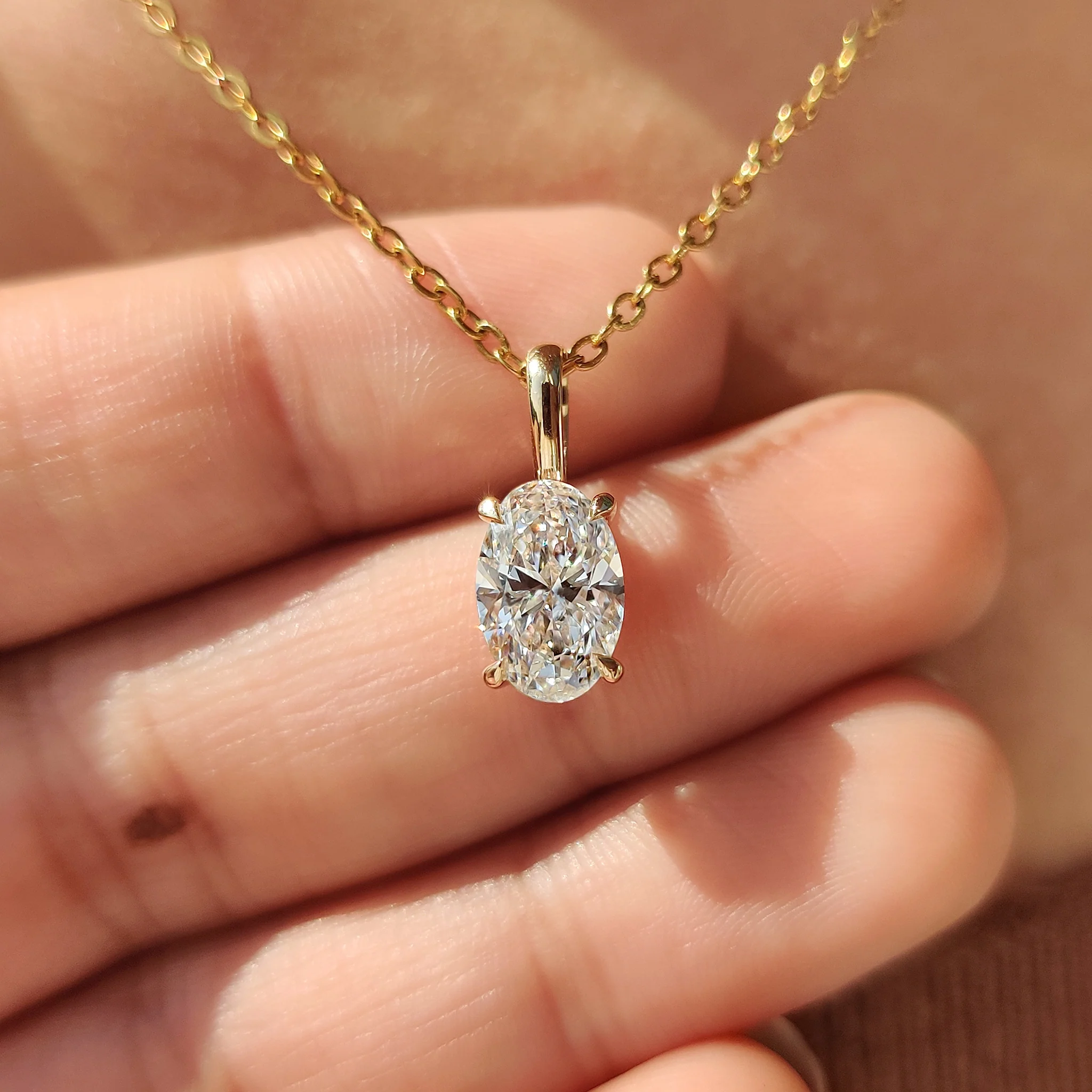 Oval Diamond Pendant With Four Claw prong - Image 2