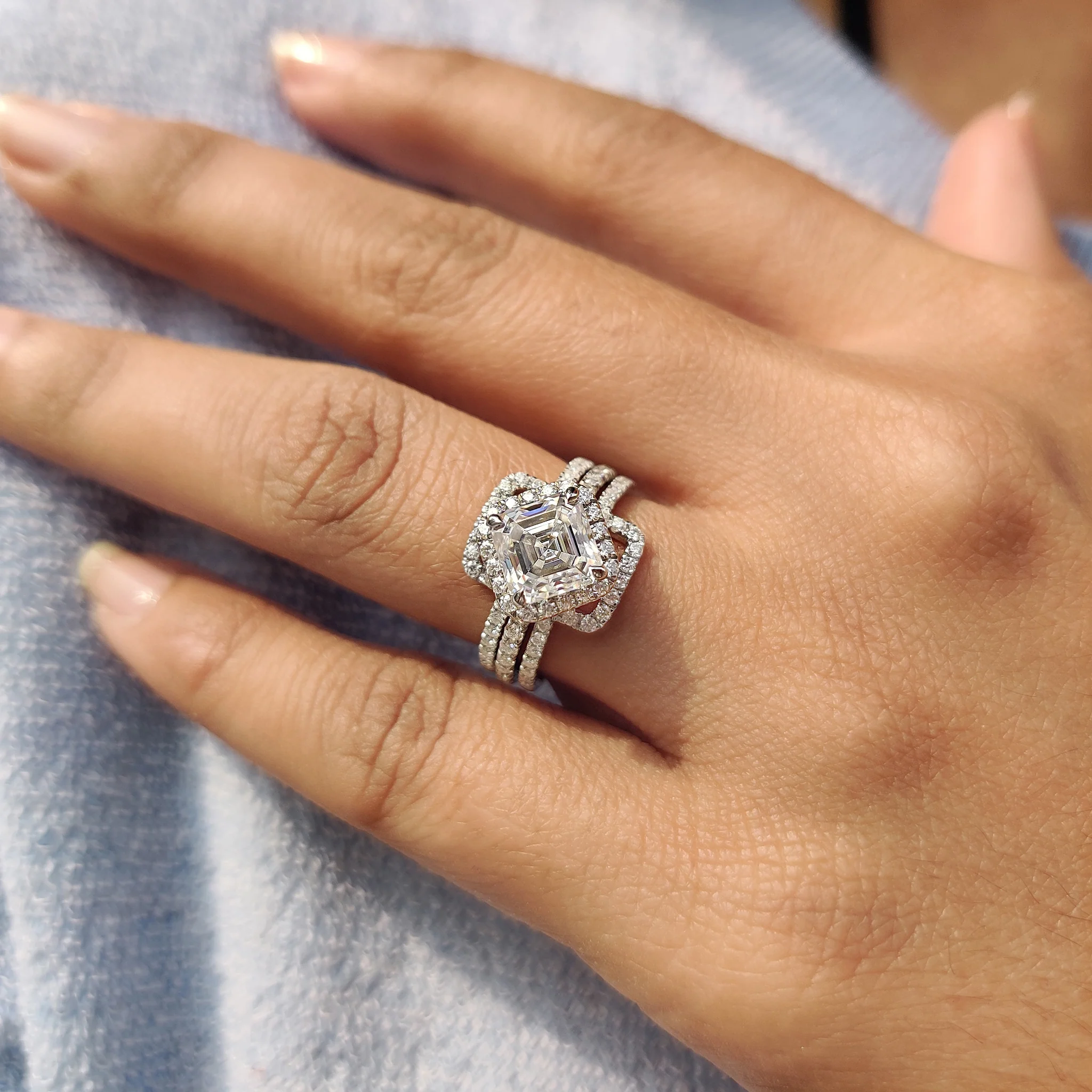 Round Cut Ring Enhancer Wedding Band In Wrap Guard style - Image 8