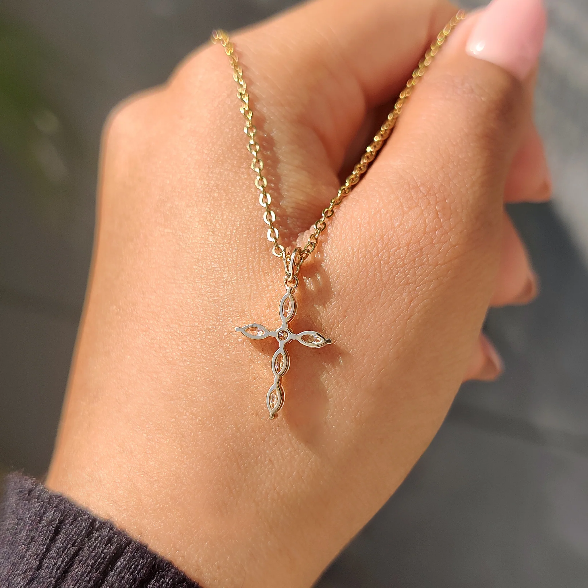 Round And Marquise Diamond Pendant In Sweden Cross Style - Image 10