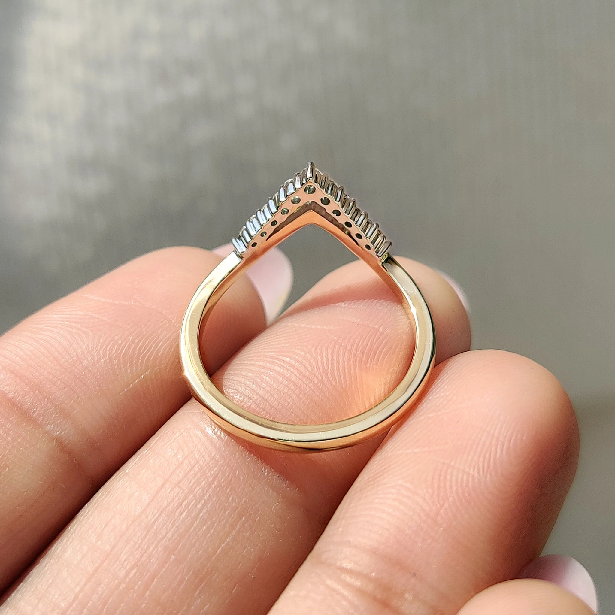 Round Cut Chevron Wedding Band - Image 8