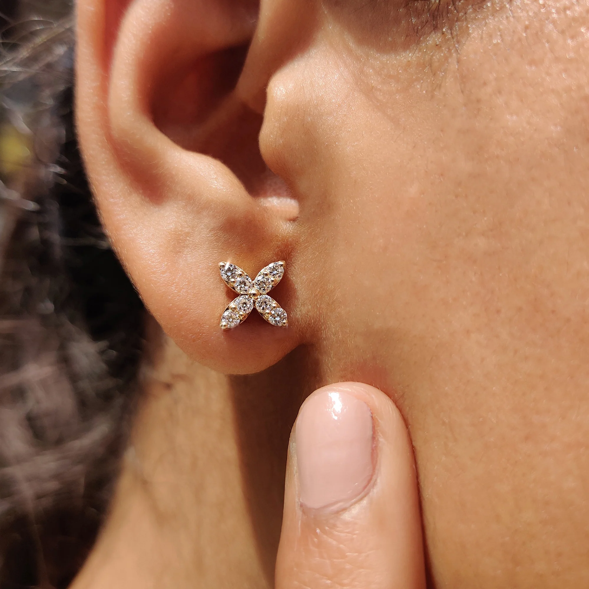 Round Cut Diamond Flower Stud Earrings - Image 6