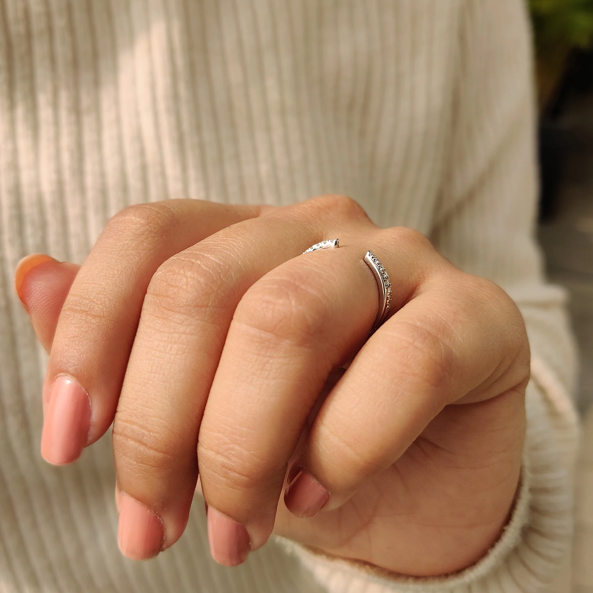 Round Cut Open Gap Wedding Band - Image 2