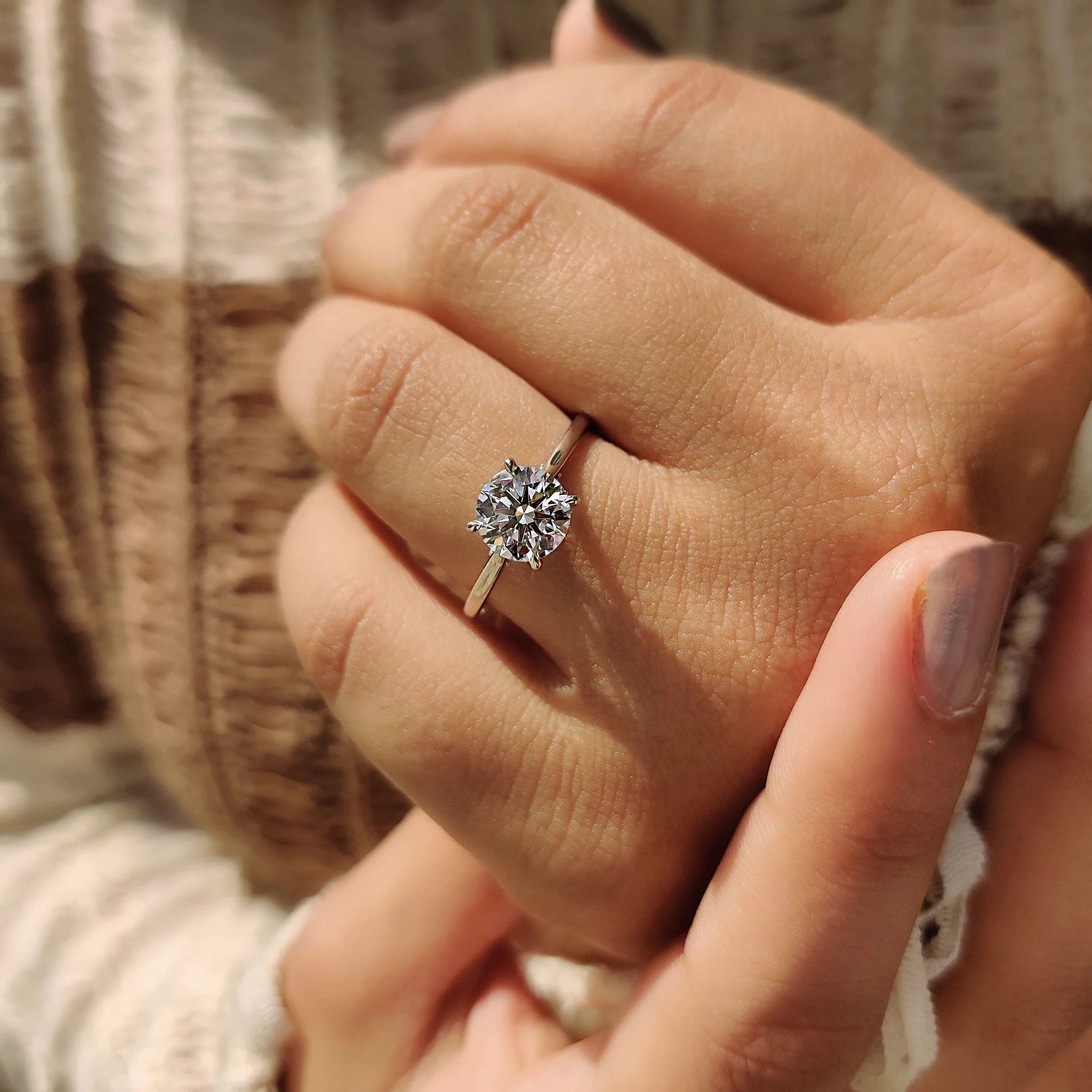 Round Cut Diamond Ring With Cathedral Setting - Image 8