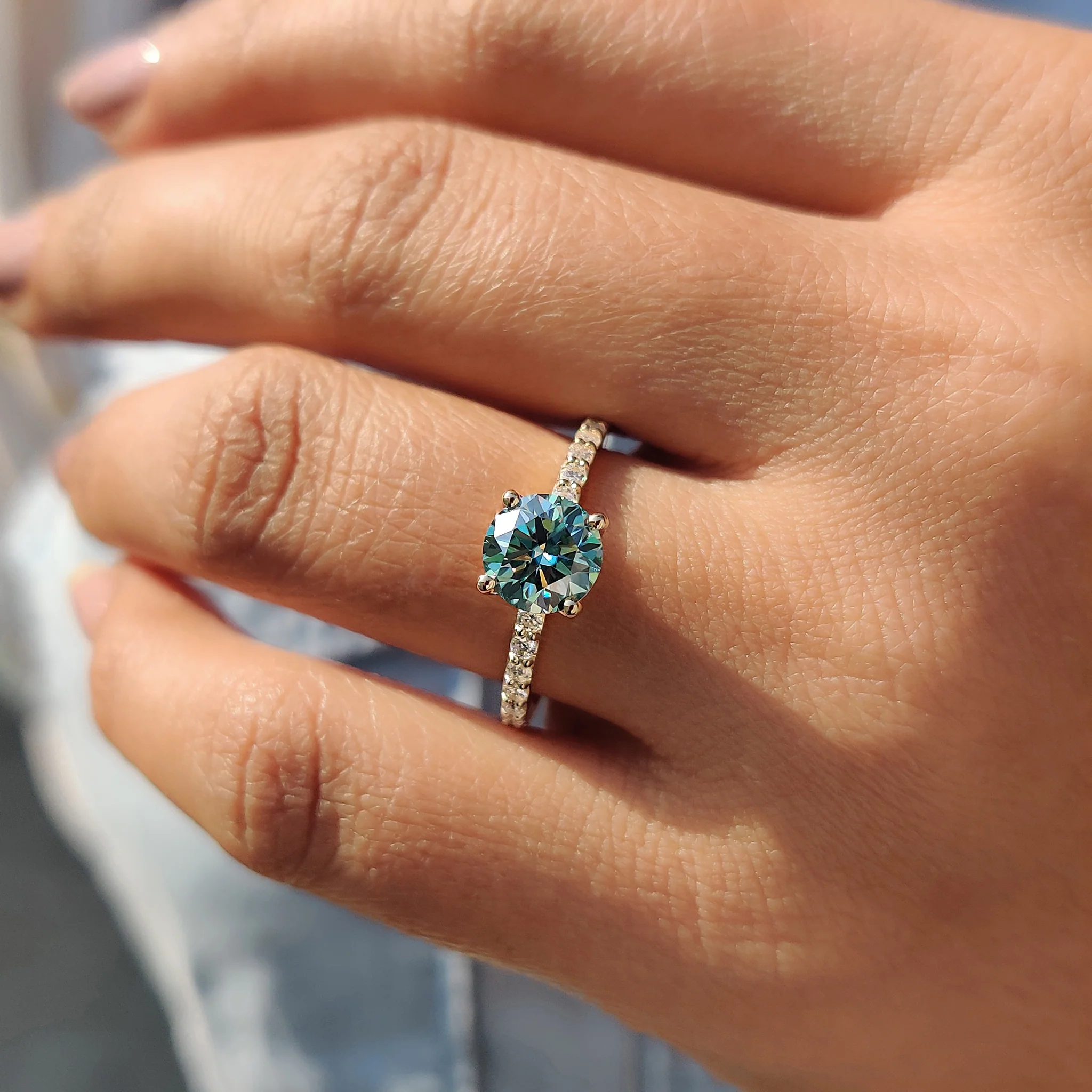 Round Cut Engagement Ring With Round Cut Pave Style - Image 2