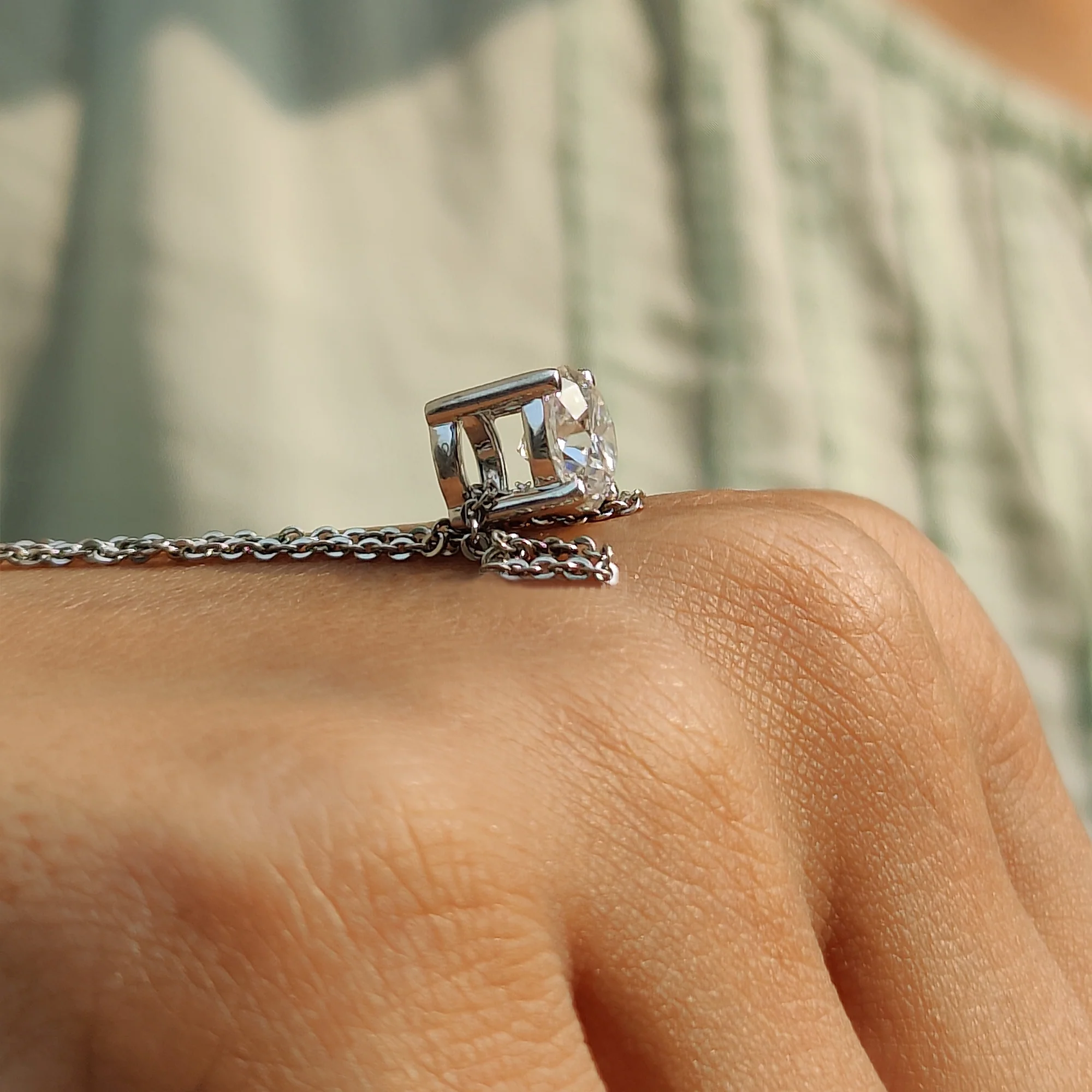 Round Cut Pendant With Simple Solitaire Style - Image 4