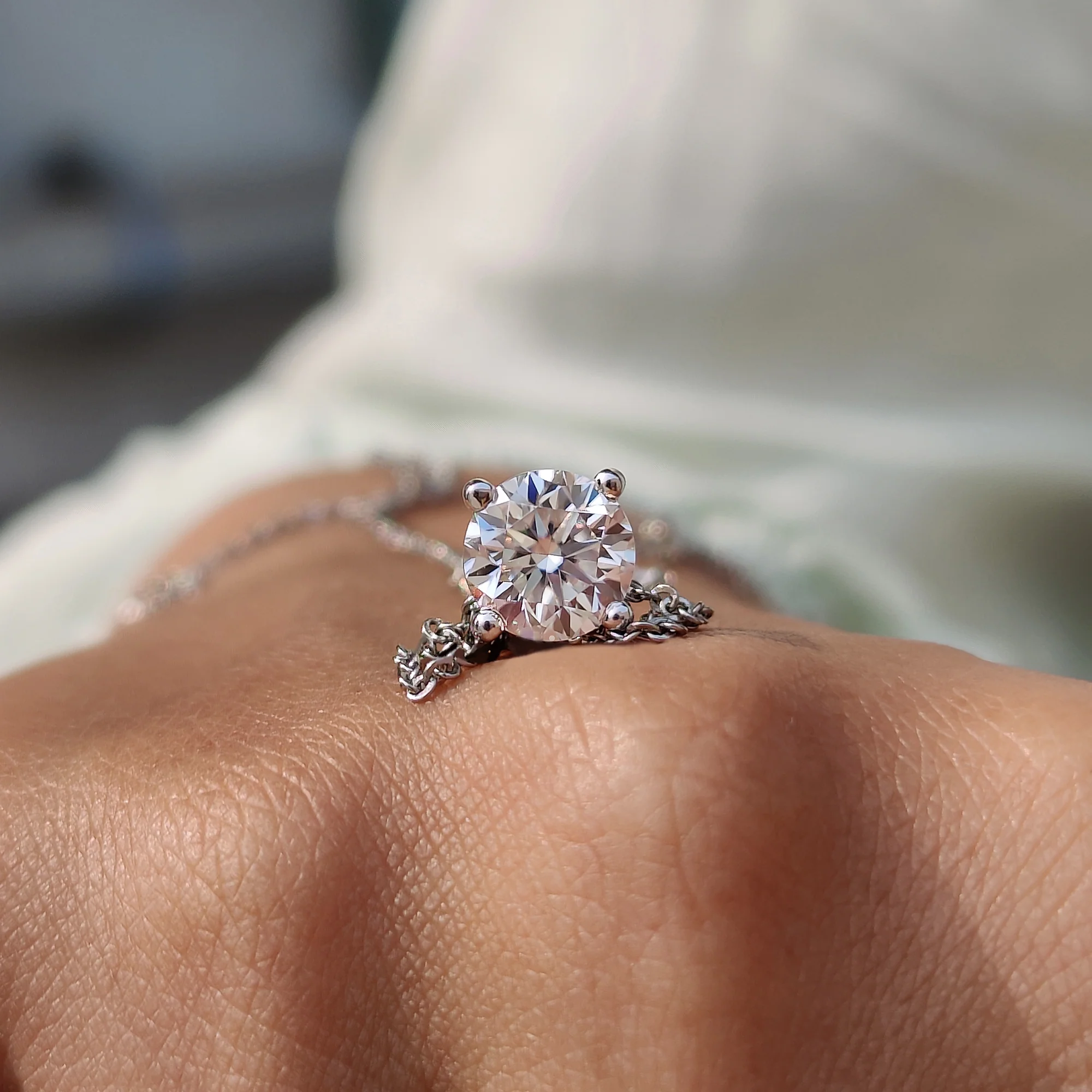 Round Cut Pendant With Simple Solitaire Style - Image 7
