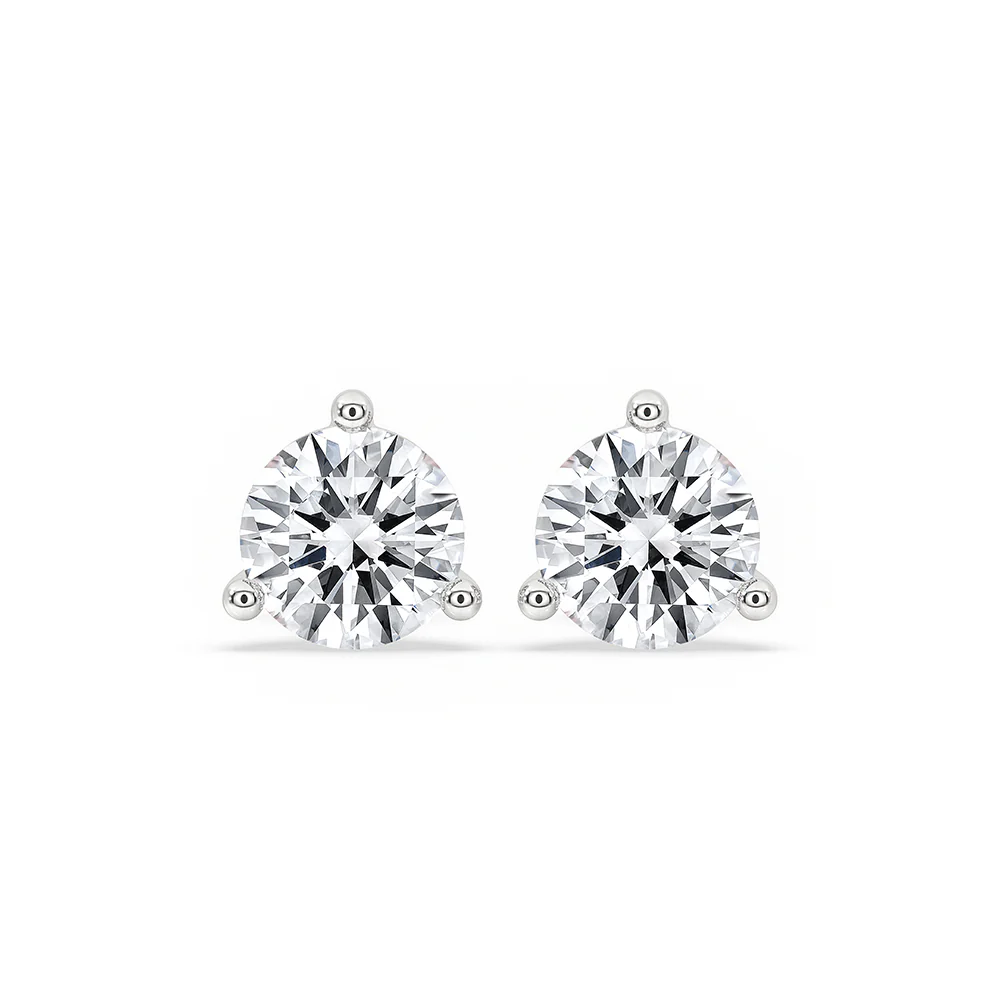 Round Diamond Stud Earrings In White Gold