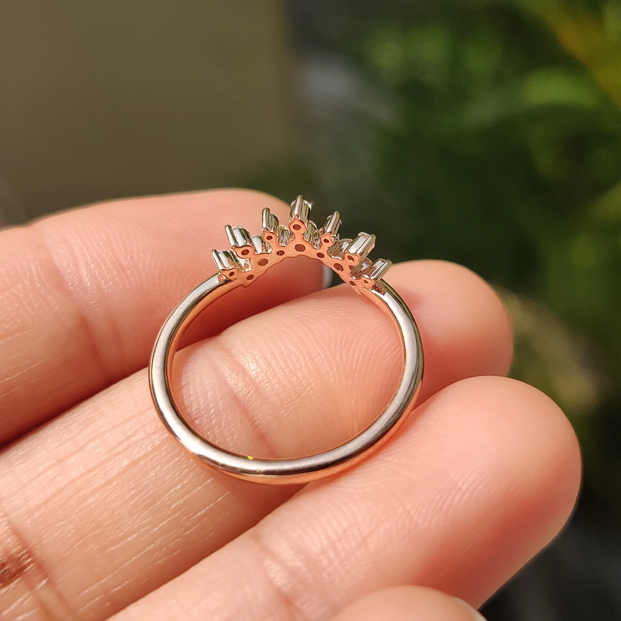 Round Diamond Wedding Band In Tiara Style - Image 8