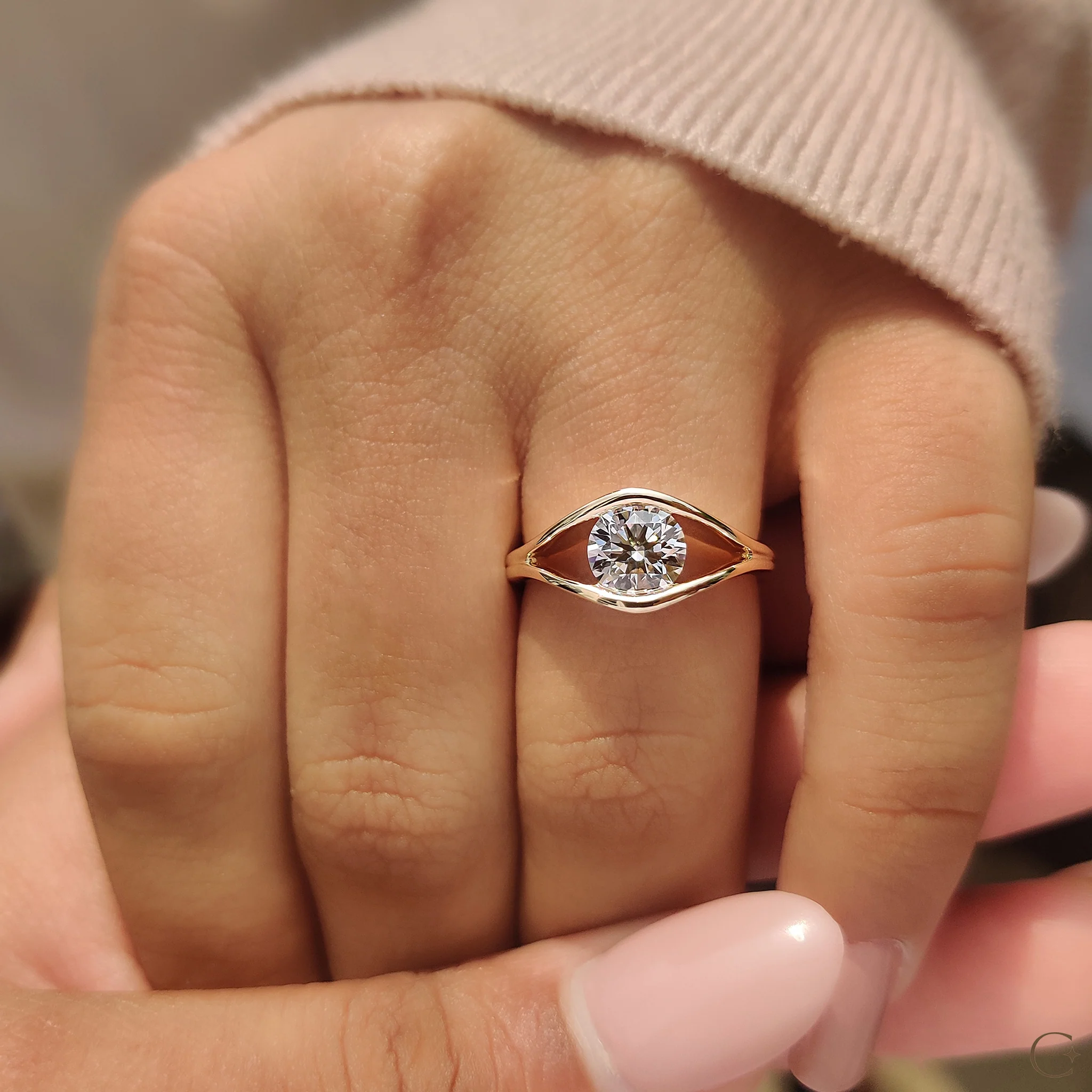Stylish Split Shank Solitaire Diamond Engagement Ring - Image 8