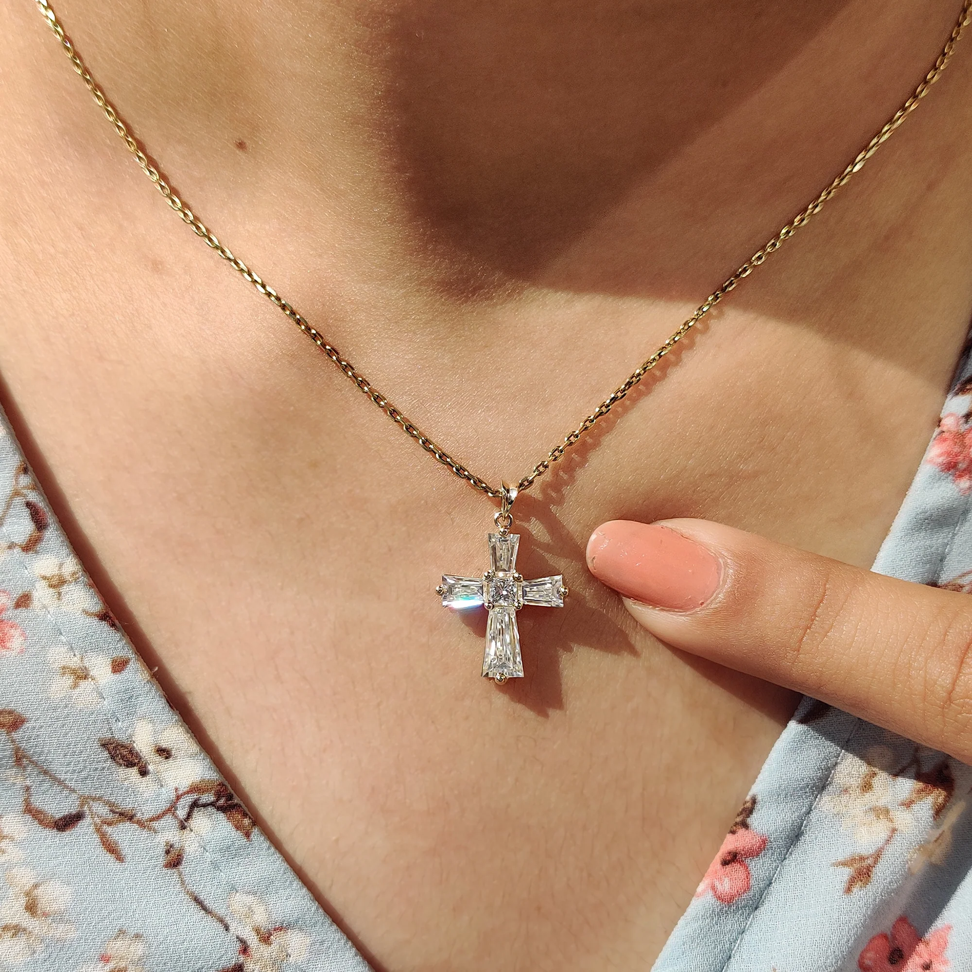 Tapered Baguette Moissanite Gold Cross Pendant - Image 8