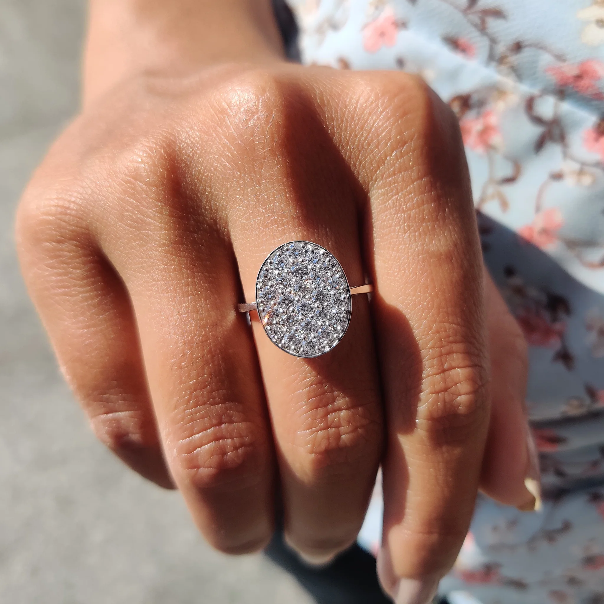 Twilight Bella Ring In Round Cut Stone