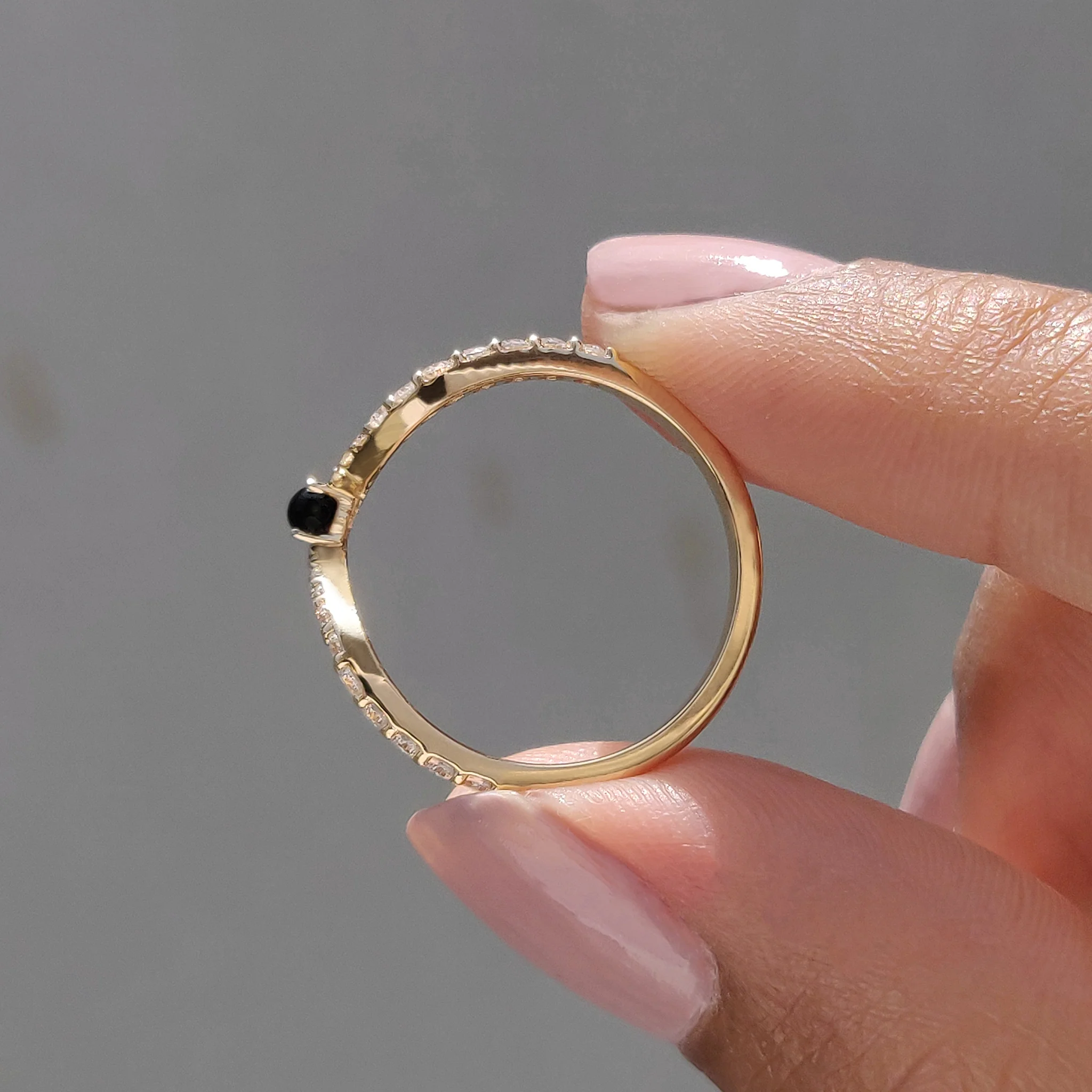 V Shaped Wedding Band With Black Stone - Image 3