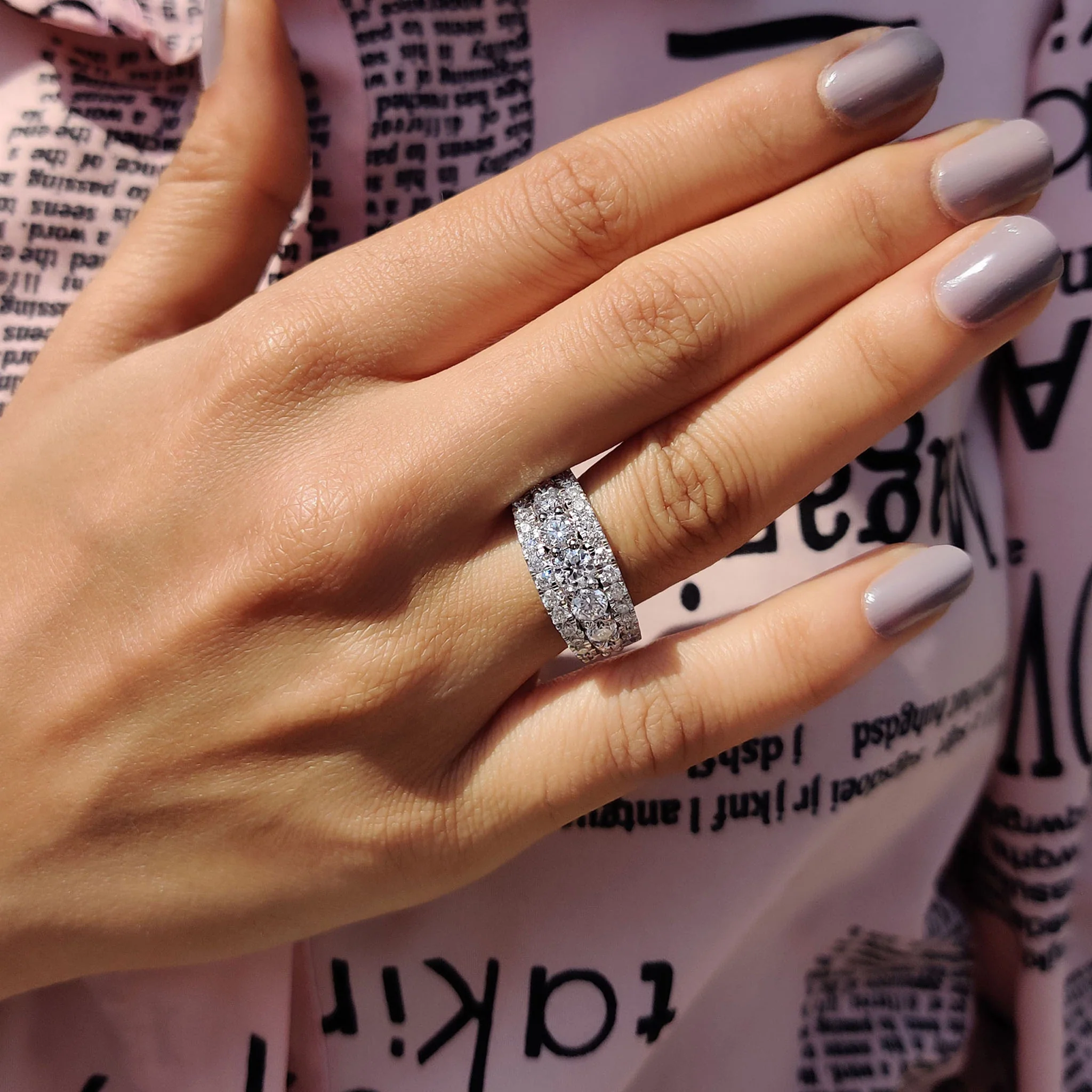 half eternity band In Round Cut Stone - Image 6