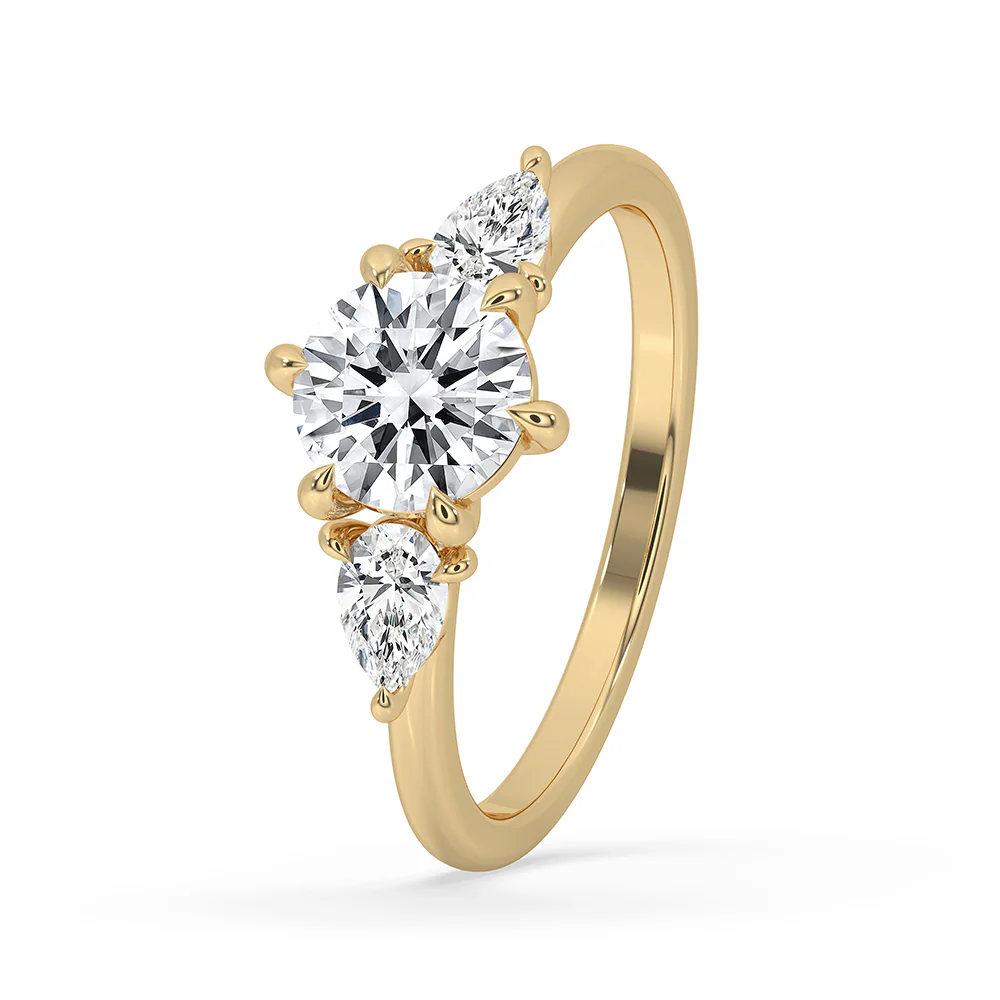 Yellow Gold 3 Stone Round Diamond Ring - Image 2