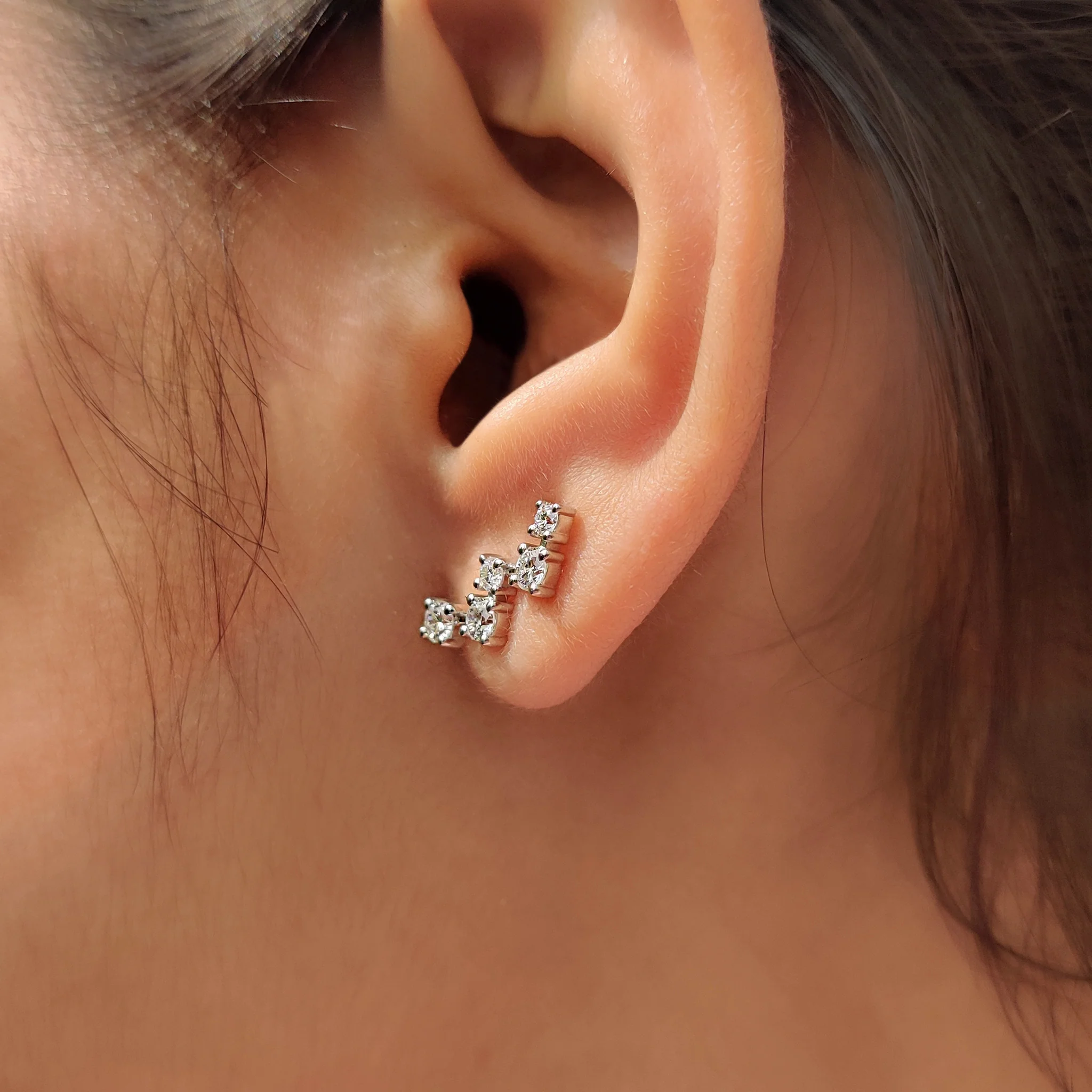 Zig Zag Round Diamond Stud Earrings - Image 3